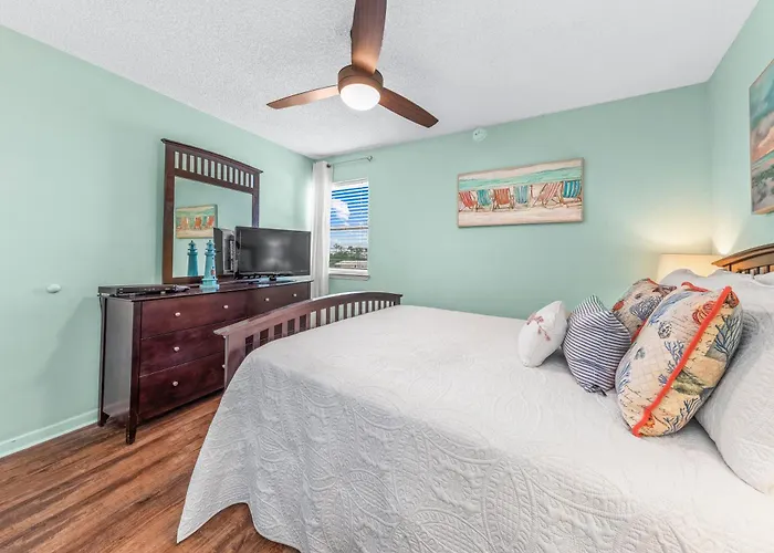 Beachy Living Aparthotel Gulf Shores